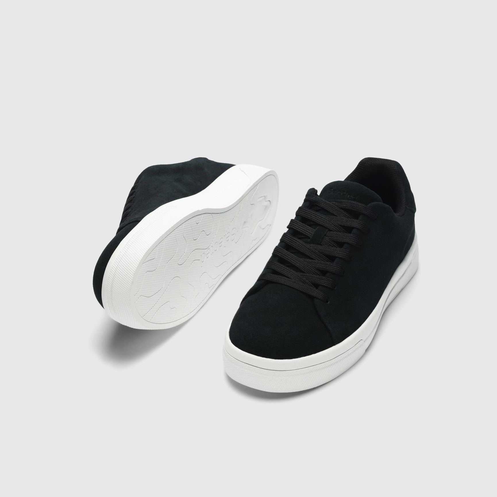 David Chunky Suede Sneaker 2.0 - Black
