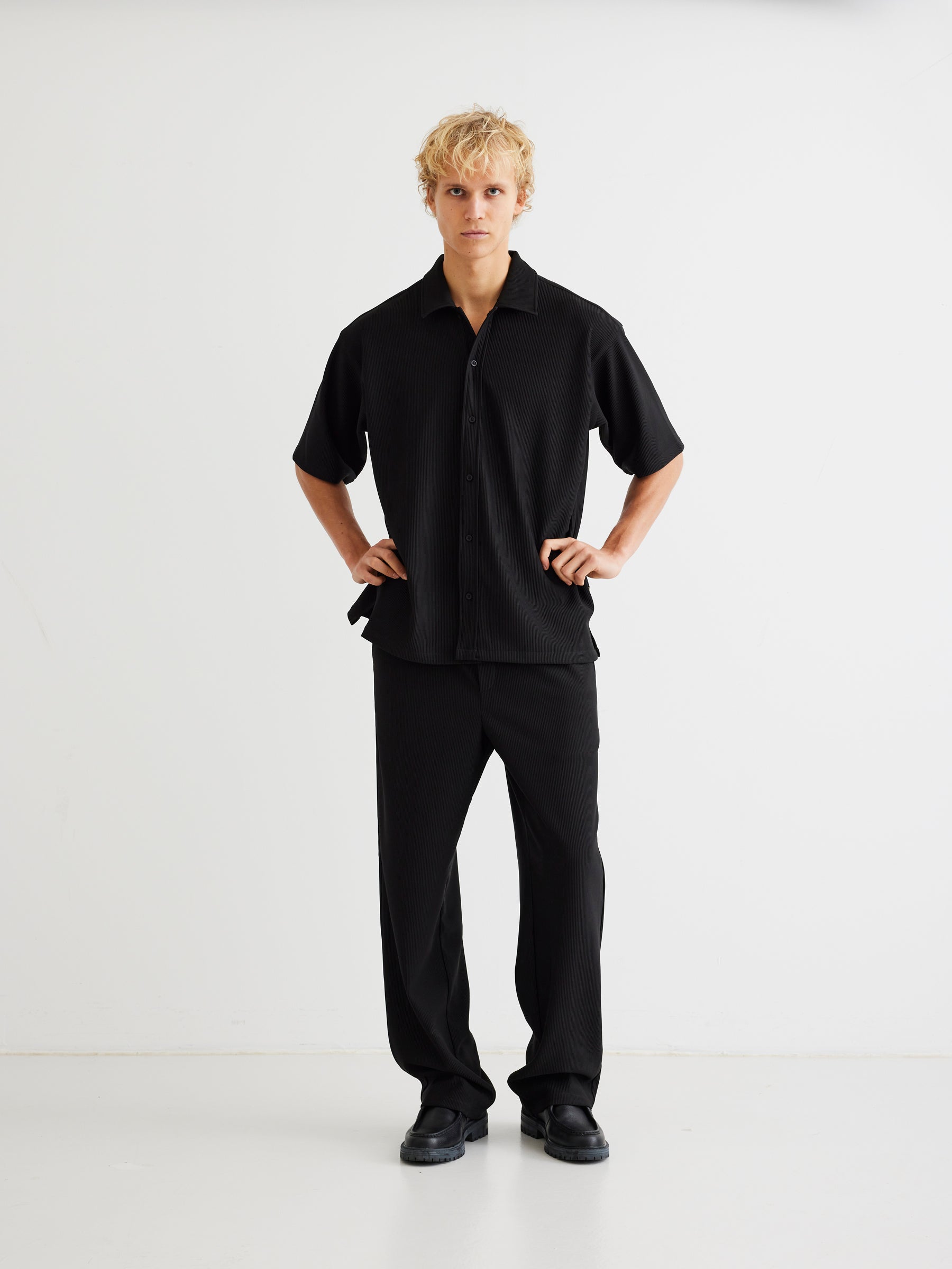 Banks Plisse Shirt - Black