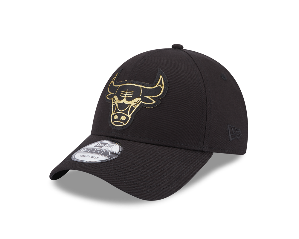 9Forty Metallic Badge - Chicago Bulls Black/Metallic Gold