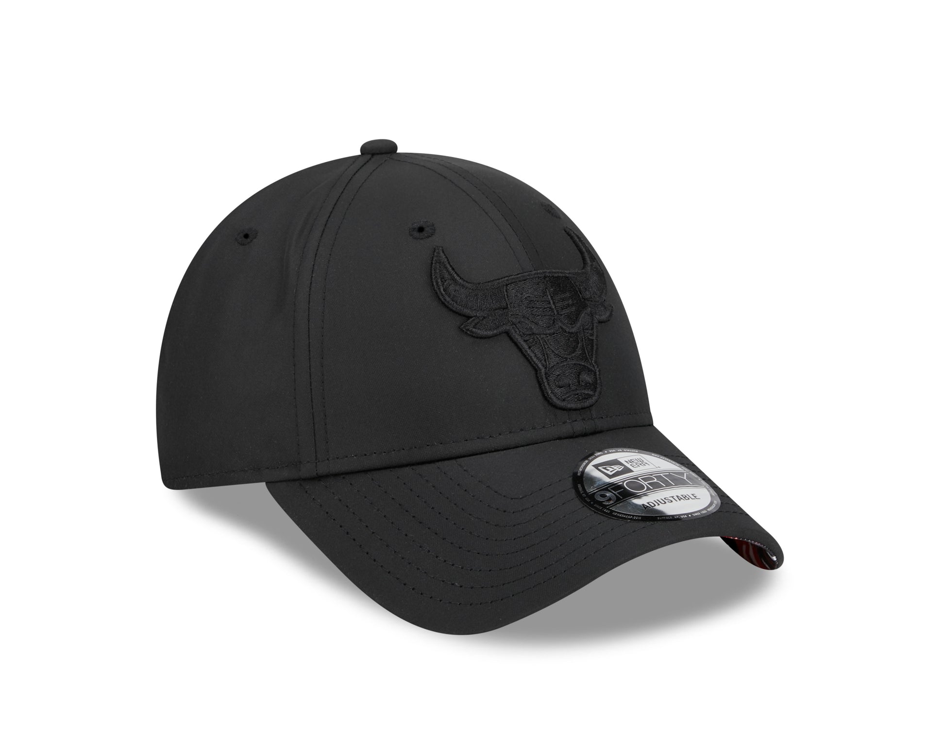 9Forty Game Play - Chicago Bulls Black/Scarlet