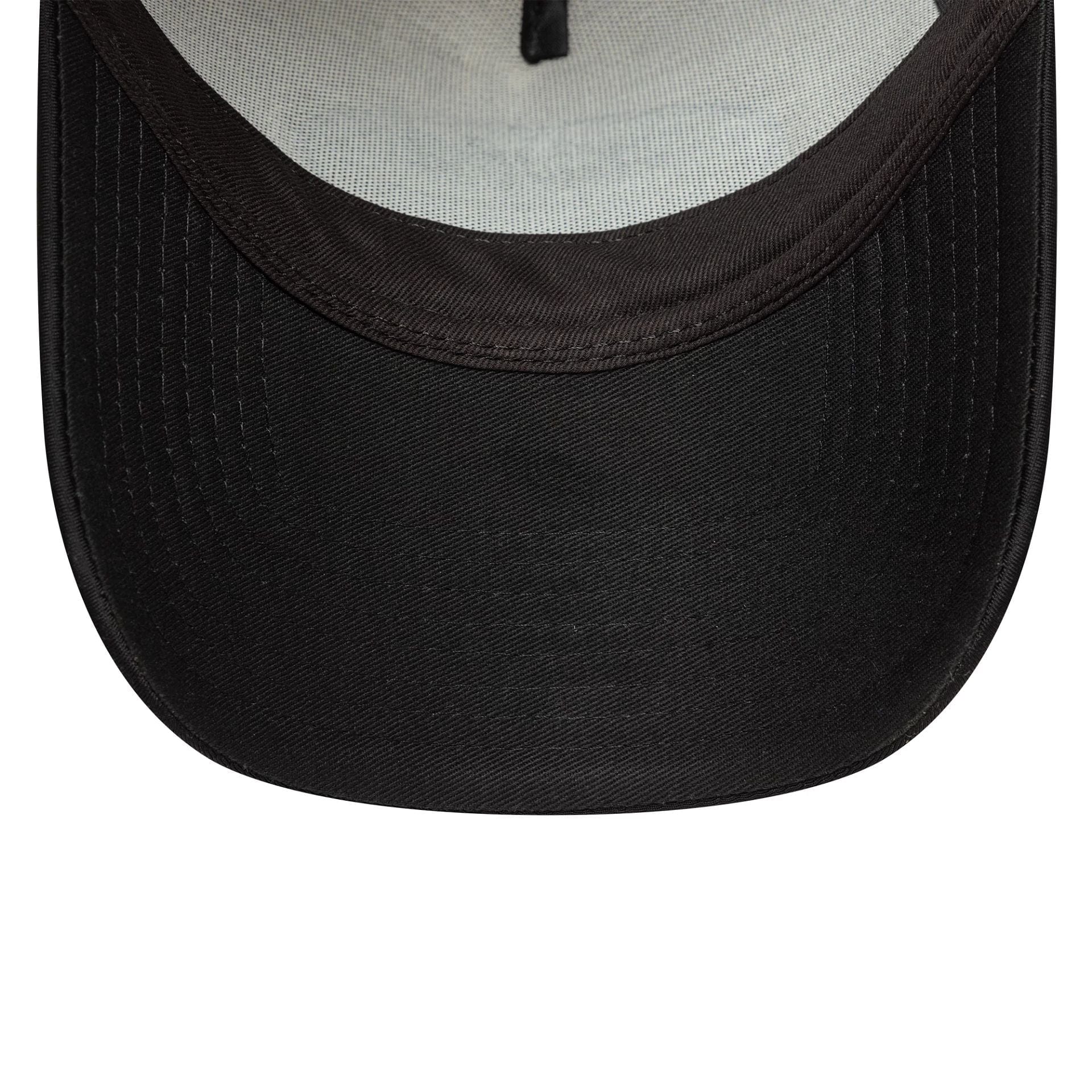 9Forty Trucker Oval Foam New Era Patch - Black/White