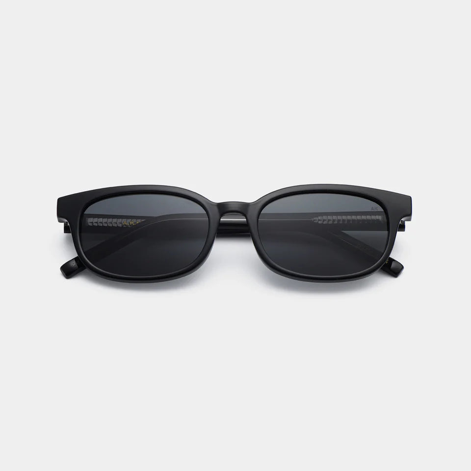 Charlie - Black