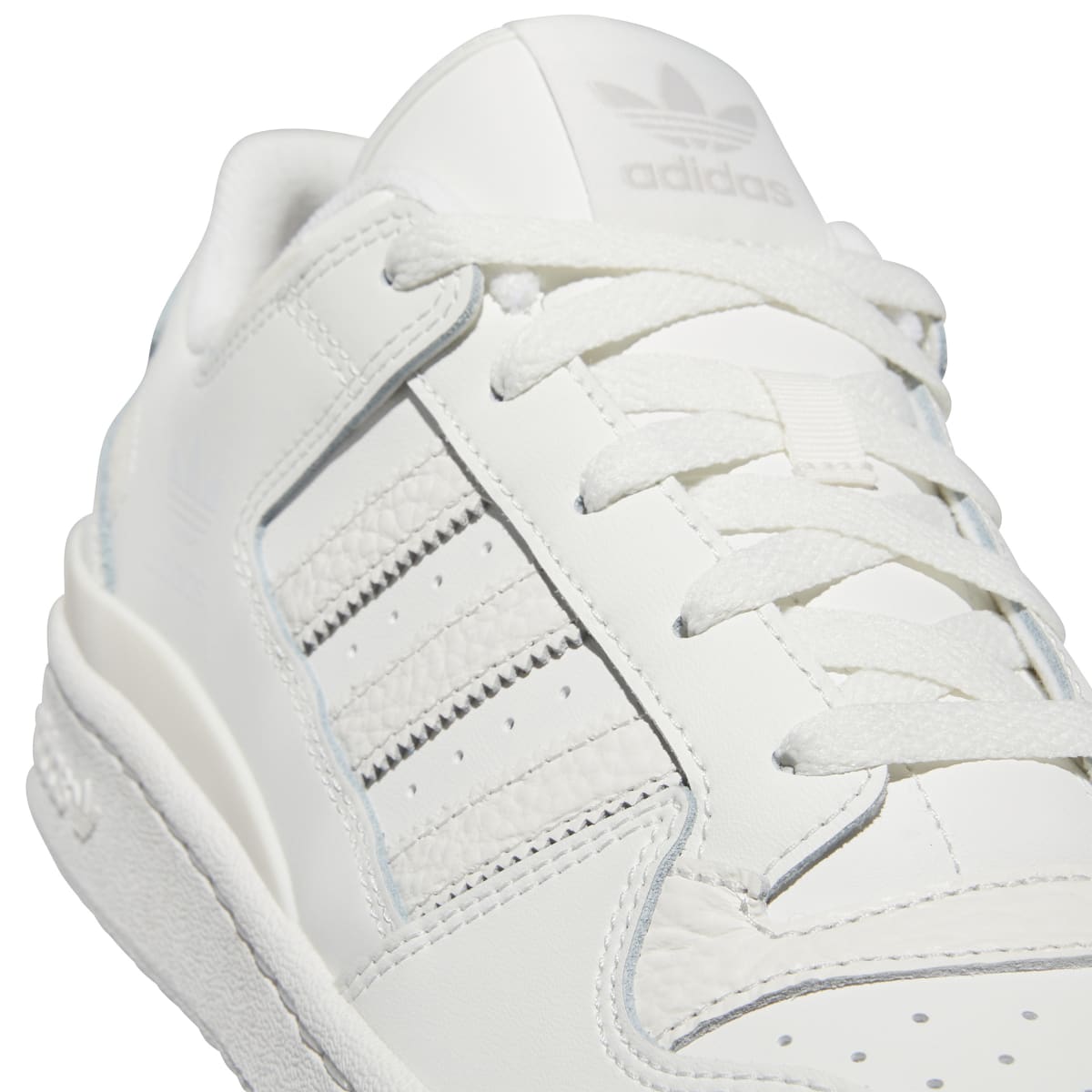 Forum Low CL - Core White/White/Grey