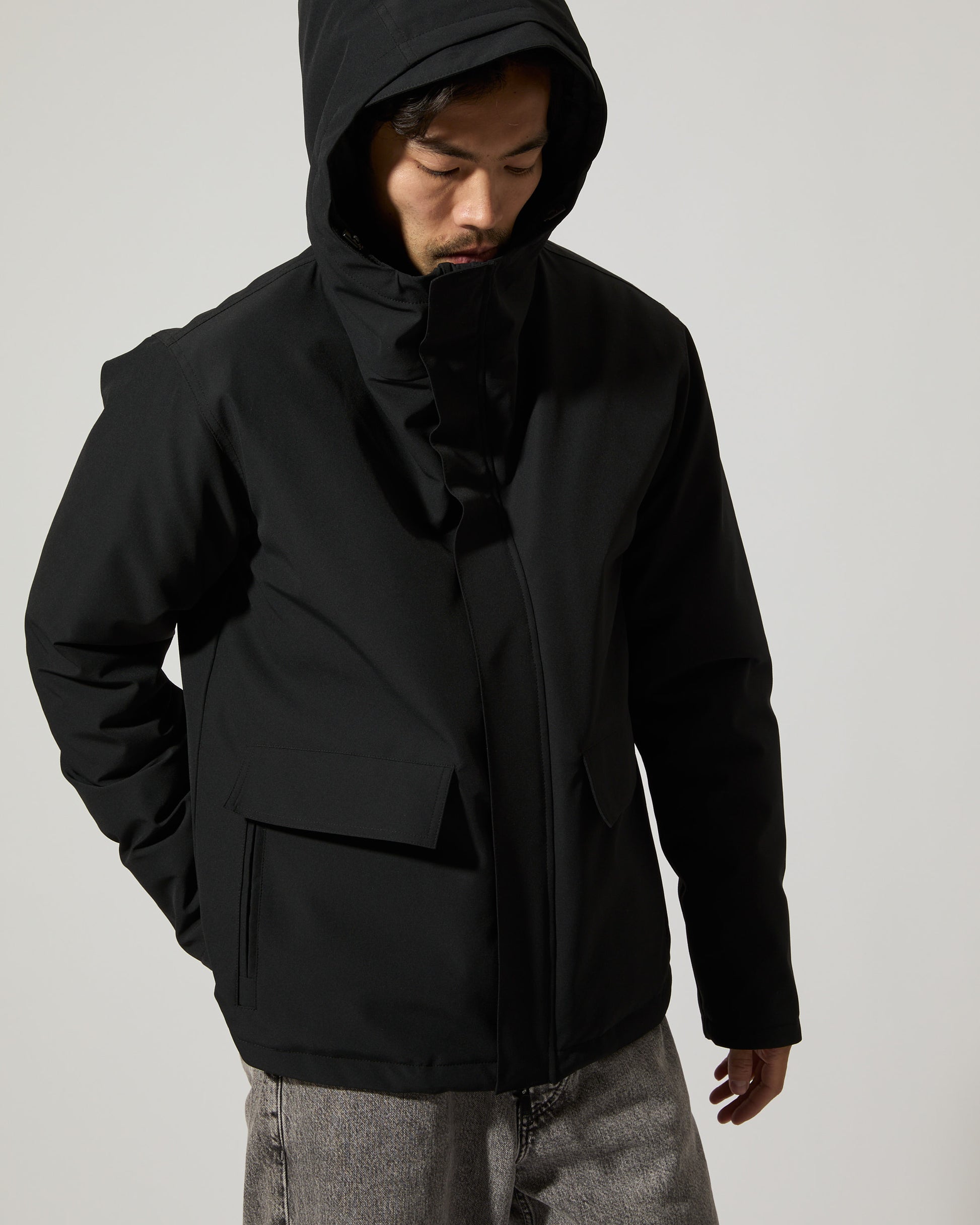 Louie - Black