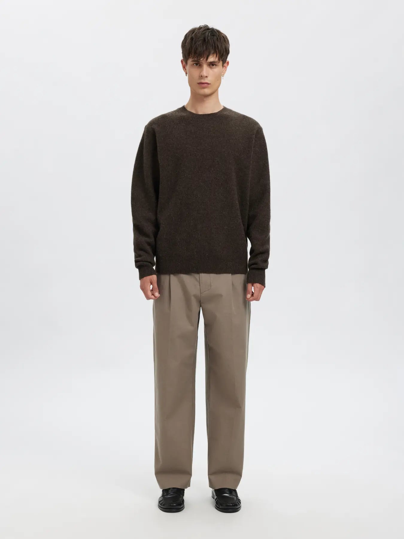 Ragi Long-sleeve Knit Wool Crewneck - Black Coffee