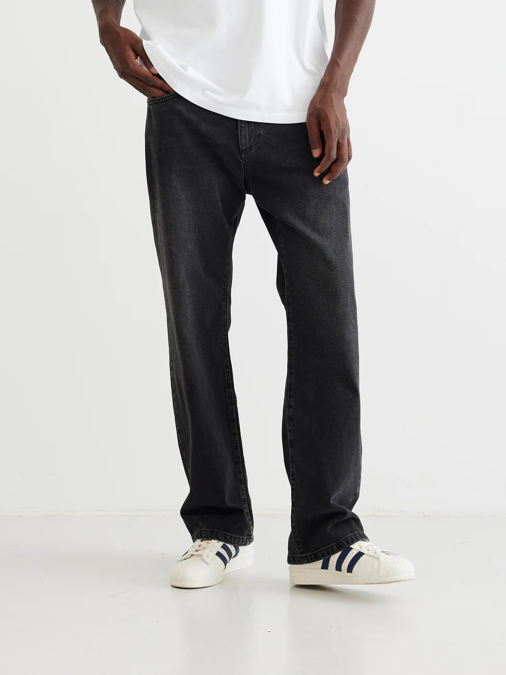 Wik Crow Jeans - Black Vintage