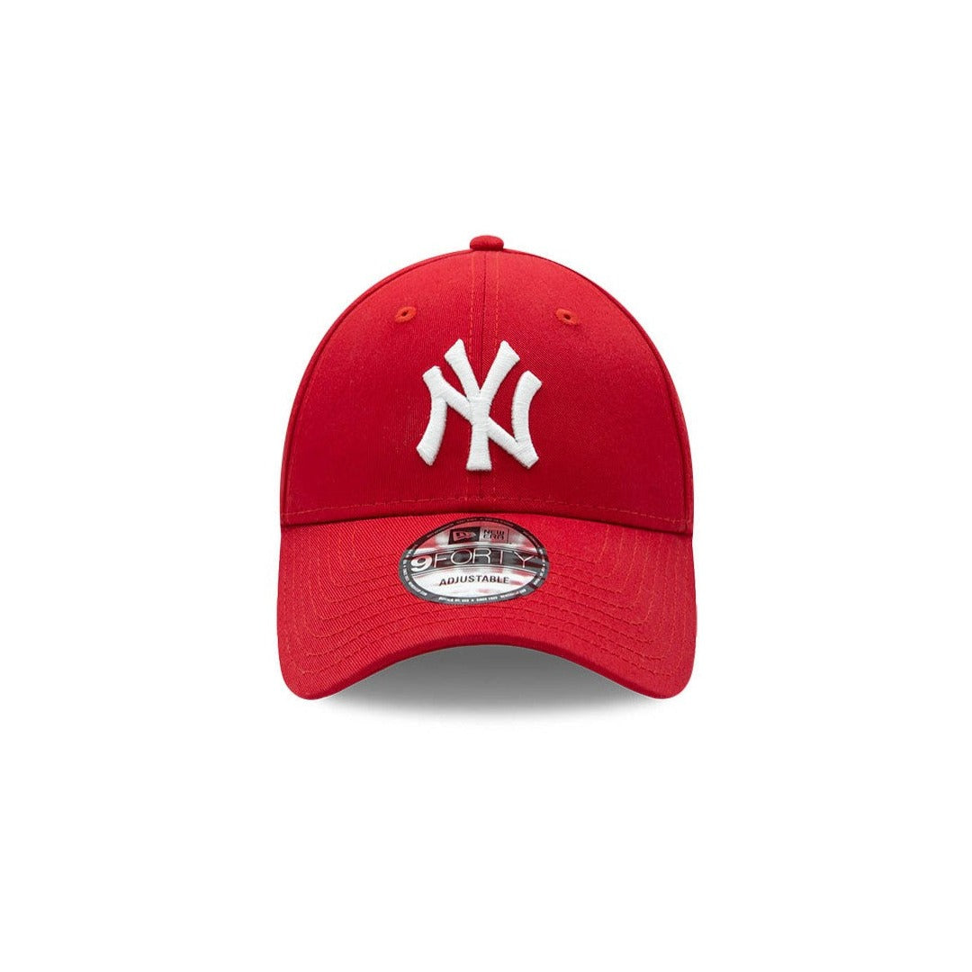 9Forty League Basic - New York Yankees Scarlet