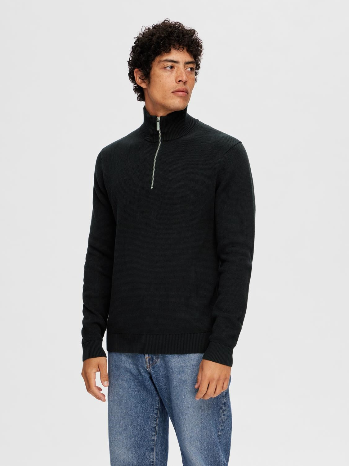 Dane Structure Zip - Black