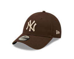 League Essential 9Forty - New York Yankees Brown Suede/Stone