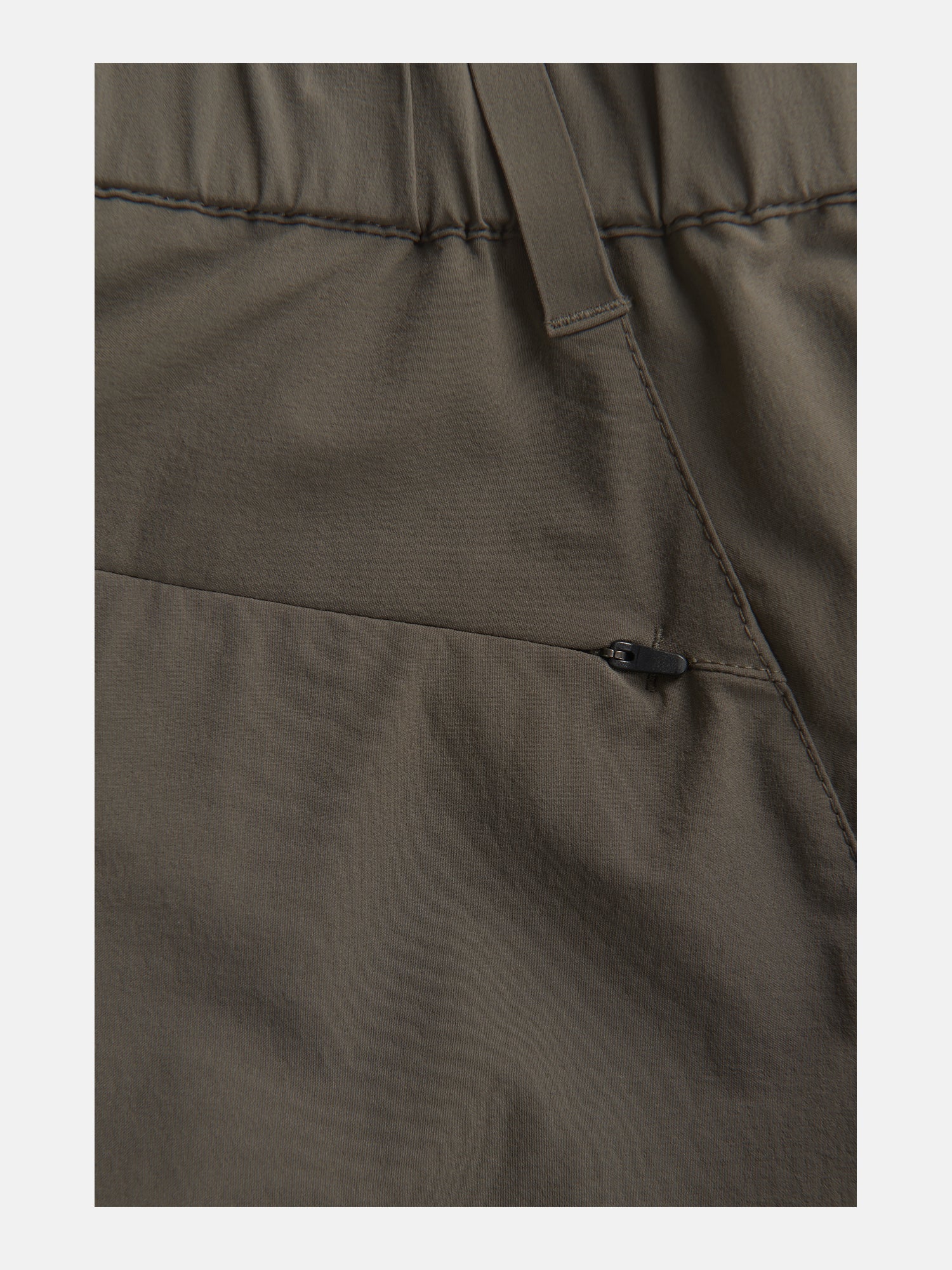 Men Moment Shorts - Black Olive